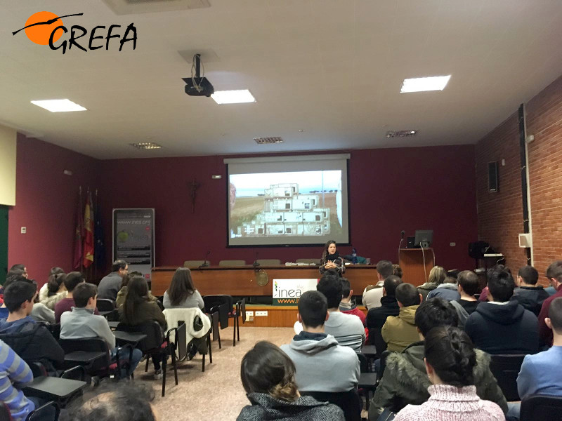 Charla de GREFA sobre el control biológico del topillo en la INEA de Valladolid.