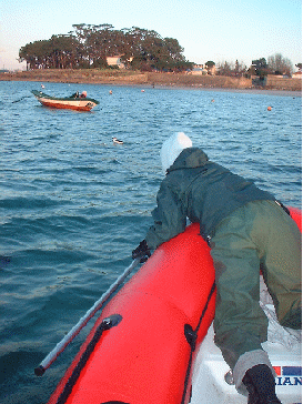 Equipo de captura en mar abierto durante el Operativo Prestige