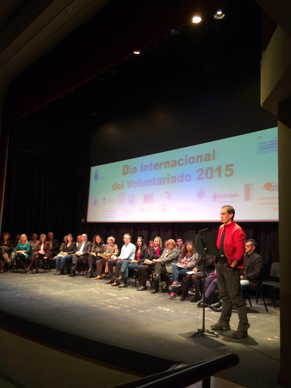 David Gutiérrez, coordinador del Equipo de Rescate de GREFA, destaca la labor de los voluntarios durante el acto de entrega del premio.