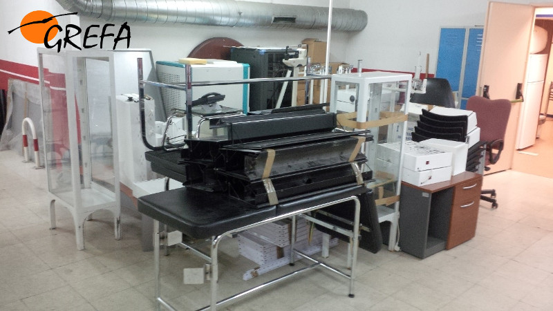 Parte de los materiales donados a GREFA por la empresa UNIPRESALUD