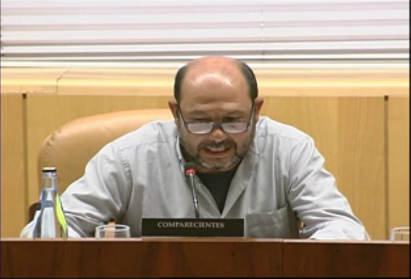 Fernando Garcés, secretario general de GREFA, habla ante la Comisión de Medio Ambiente de la Asamblea de Madrid.