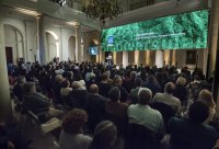 Otra vista de los asistentes a la ceremonia de entrega del premio.