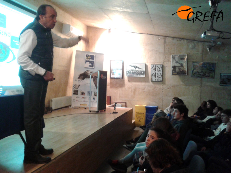 José Luis Gallego, naturalista y divulgador ambiental, durante su intervención en la I Jornada sobre Cambio Climático y Biodiversidad de GREFA.