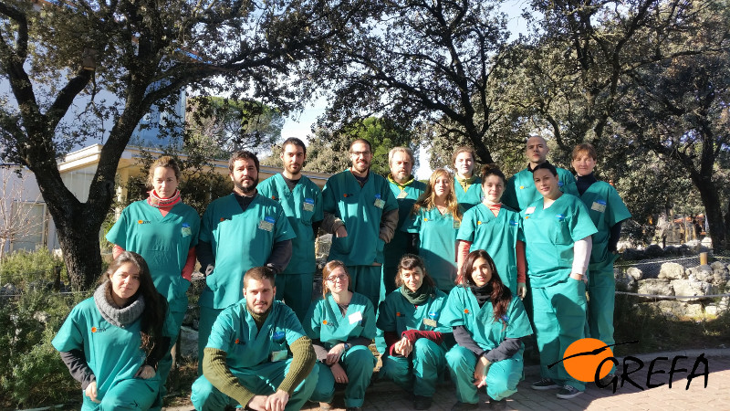 Alumnos del curso Técnicos de Centros de Recuperación estrenando equipación gracias a La Bouvet.