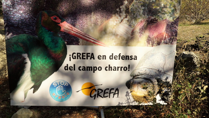 Otro detalle  del cartel de GREFA contra la mina de uranio de Retortillo.
