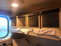 Cajas con cuatro pollos de águila de Bonelli en su interior, en un camarote del ferry que los llevaba desde Barcelona a Cerdeña.