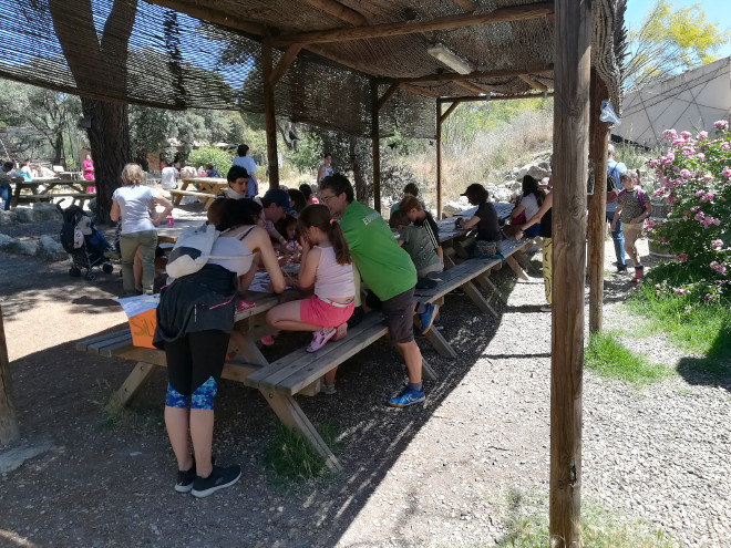 Los talleres infantiles no faltaron durante la Jornada de Puertas Abiertas de GREFA.