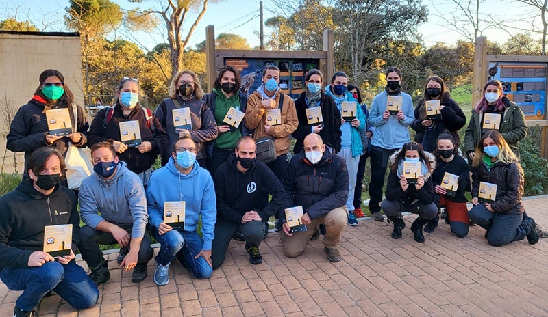 Voluntarios de la Red de Rescatadores tras la realización del curso de manejo y rescate en GREFA.