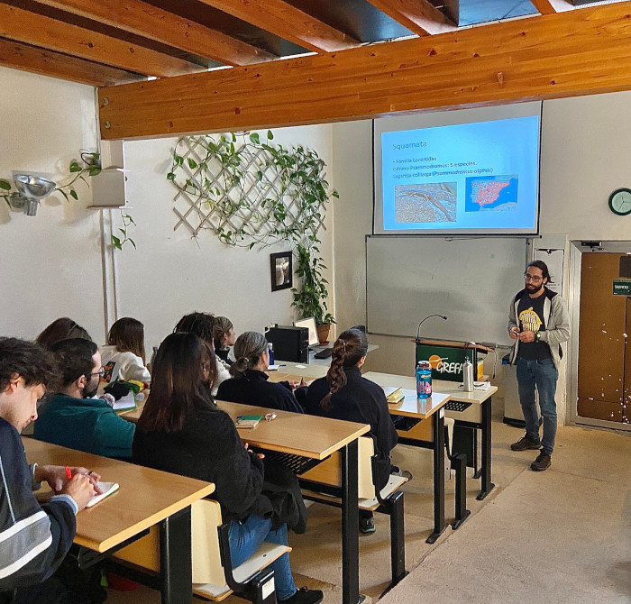 Alumnos durante una clase impartida por Carlos Caballero, uno de nuestros profesores colaboradores.