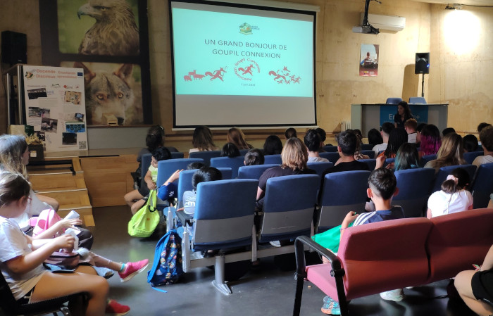 Presentación del trabajo realizado por la asociación francesa Goupil Connexion.