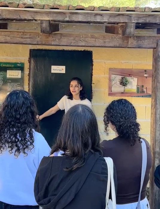 Visita a nuestro Centro de Educación Ambiental “Naturaleza Viva”.