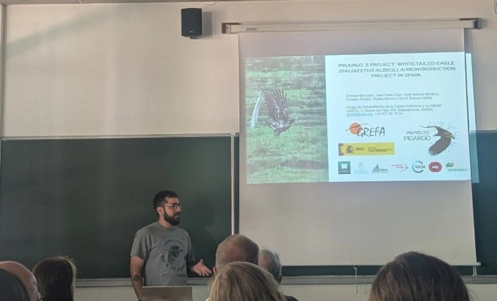 Enrique Murciando exponiendo el Proyecto Pigargo en SERE 2026