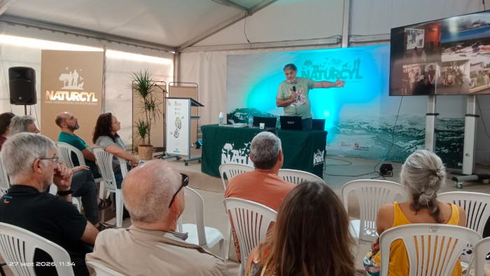 El presidente de GREFA, Ernesto Álvarez, repasando los hitos de los 45 años de trabajo de conservación.