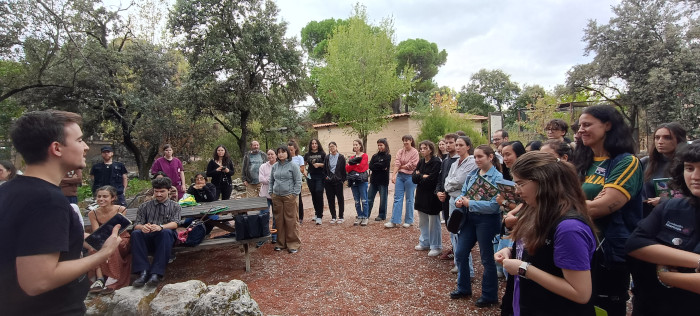Alberto Alvarado, veterinario de GREFA, durante el encuentro de voluntarios.